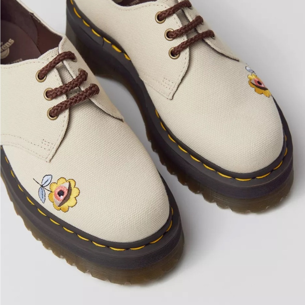 Dr. Martens Cream Floral Platform Shoes - Picture 2 of 4